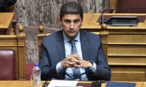 Αυγενάκης: «Να αλλάξει η εκβιαστική στάση της SL2 – Την μπάλα στην εξέδρα πέταξε ο Υφυπουργός!