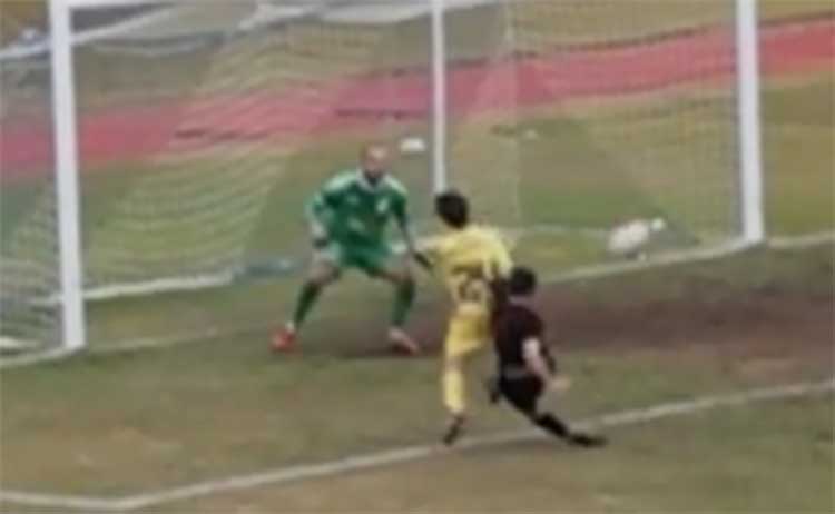 Δείτε το καταφανέστατο πέναλτι που δεν έδωσε στη Ζάκυνθο στο 90+3 ο κος Ζύγας!