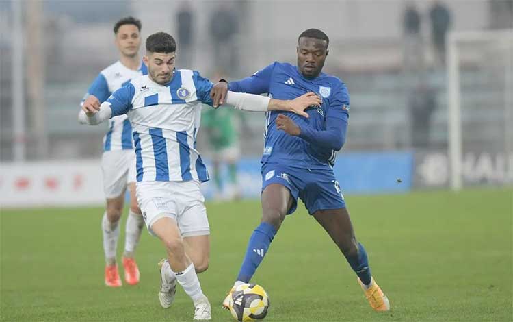 Super League 2 : Ανατροπή και κορυφή για τον Ηρακλή, άλλο ένα τρίποντο για την Ελλάς Σύρου