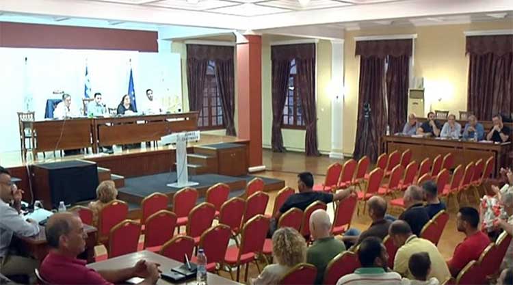 Νομιμότητα αλά καρτ στο Δημοτικό Συμβούλιο; Το Στάδιο χάθηκε μέσα σε… πέντε σελίδες προϋπολογισμού!